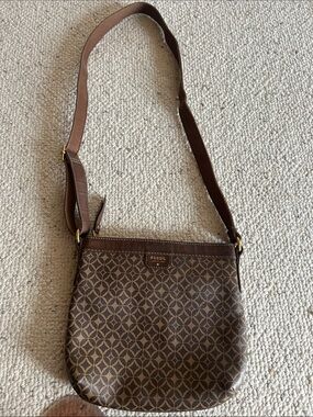 Fossil cross body